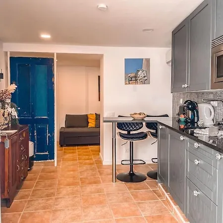 Old Fisherman's Corner 12 - Centro Old Town *